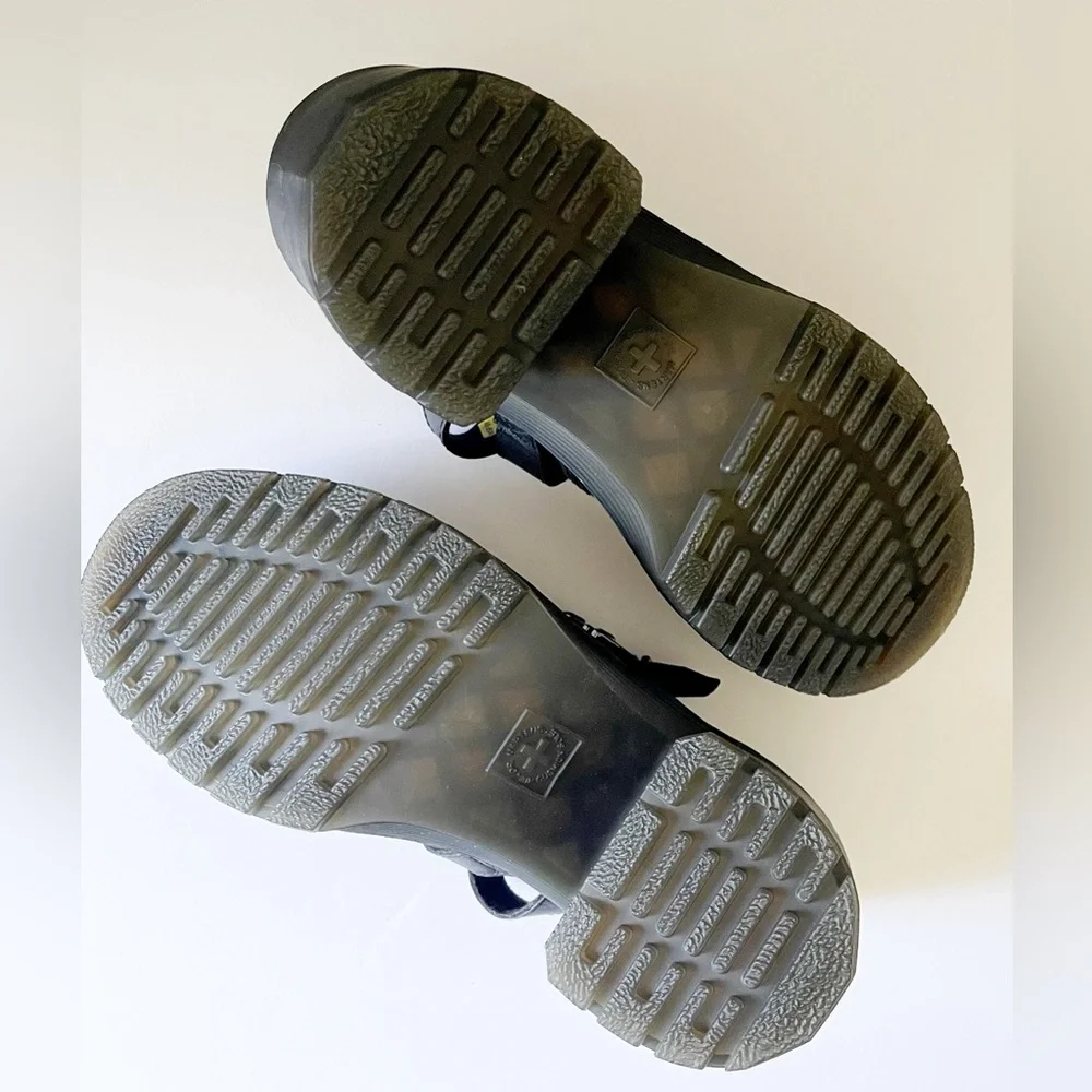 NEW Dr. Martens Platform Heel Mary Jane - Picture 5 of 13